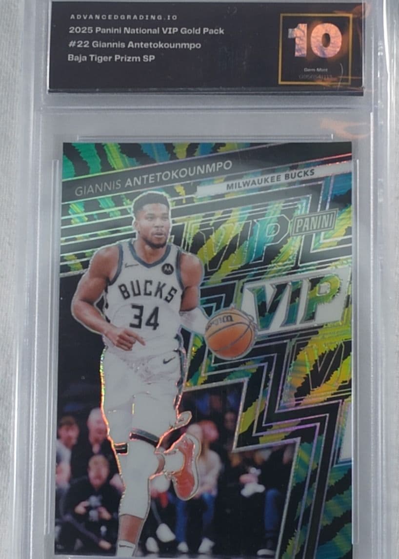 Giannis Antetokounmpo 2025 VIP Gold Pack
